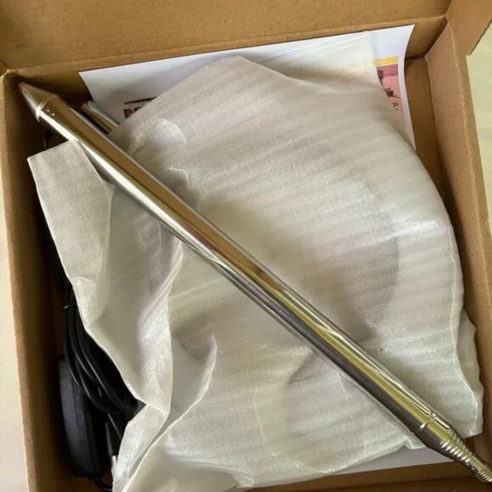 55-inch tall adjustable full-spectrum LED grow light for tall plants. - Picture 7 of 12